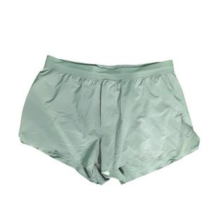 Lululemon women’s shorts